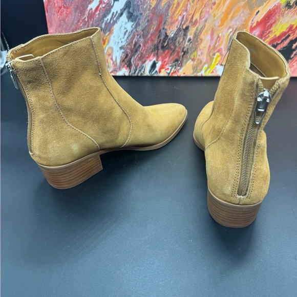 Suede Dolce Vita Avela Booties Camel SZ7 - Picture 10 of 13